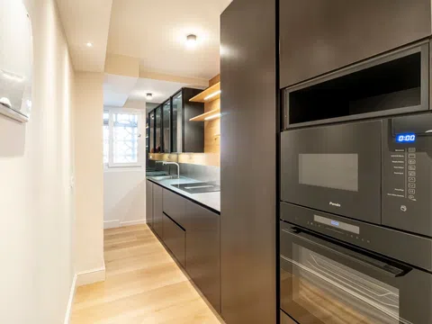 Flat in avenida de Ramón y Cajal - Photo 14