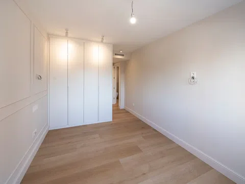 Flat in avenida de Ramón y Cajal - Photo 19