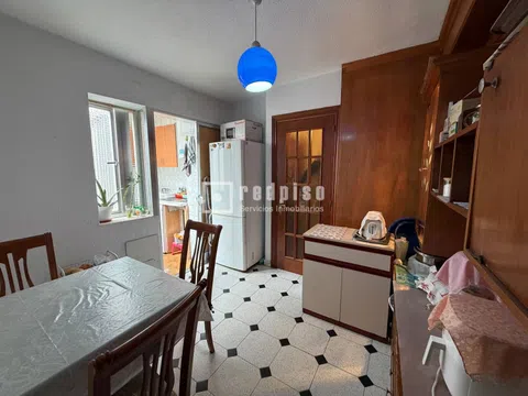 Flat in calle de Valmojado - Photo 6