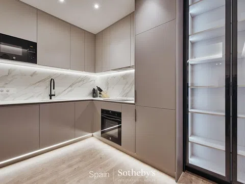 Flat in calle Velázquez - Photo 8