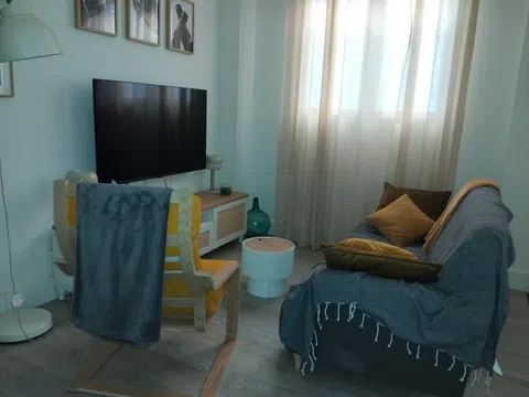 Flat in calle de Santa Alicia - Photo 2