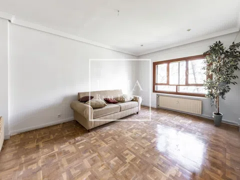 Flat - Photo 3