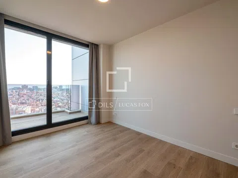 Penthouse in paseo de la Dirección - Photo 13