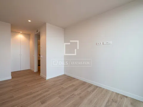 Penthouse in paseo de la Dirección - Photo 15
