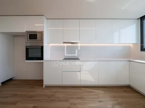 Penthouse in paseo de la Dirección - Photo 9