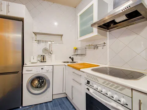Flat in calle de Santa Bárbara - Photo 17