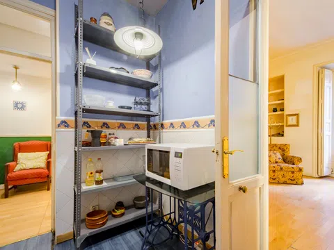 Flat in calle de Santa Bárbara - Photo 18