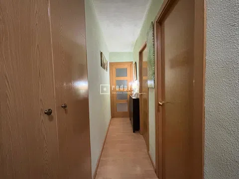 Flat in calle de Ascao - Photo 9