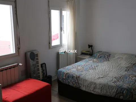 Flat in calle de Alonso Carbonell - Photo 2