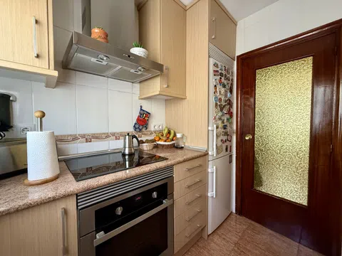 Flat in calle Cascaes - Photo 4