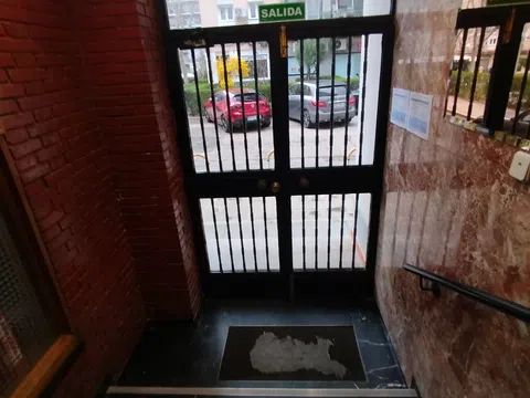Flat in calle Rafael Finat - Photo 3