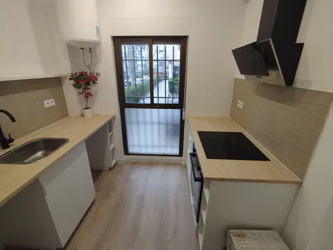 Flat in calle Rafael Finat - Photo 4
