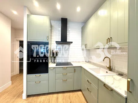 Flat in calle de Valentín Beato - Photo 9