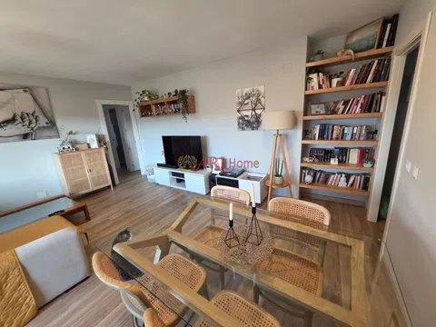 Flat in calle Alcalá - Photo 8