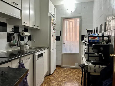 Flat in calle Encarnación Oviol - Photo 18
