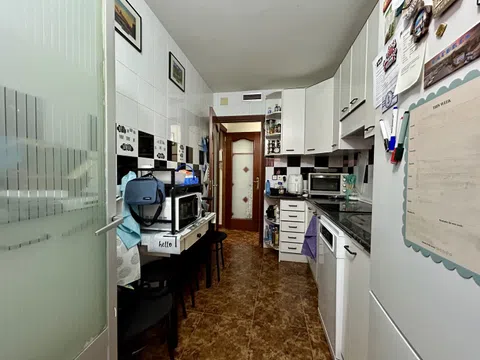 Flat in calle Encarnación Oviol - Photo 19