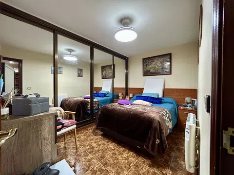Flat in calle Encarnación Oviol - Photo 9