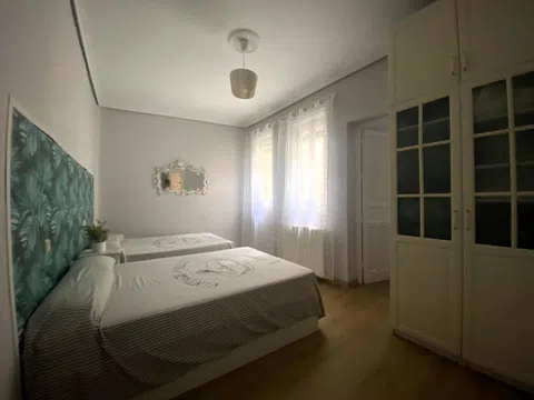 Flat in calle de la Cava Alta - Photo 13