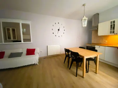 Flat in calle de la Cava Alta - Photo 5
