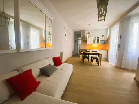 Flat in calle de la Cava Alta - Photo 6