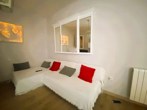 Flat in calle de la Cava Alta - Photo 7