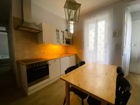 Flat in calle de la Cava Alta - Photo 8