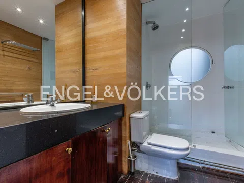 Penthouse - Photo 20