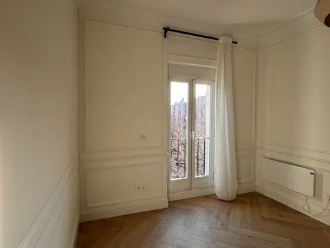 Flat in avenida de la Ciudad de Barcelona - Photo 11