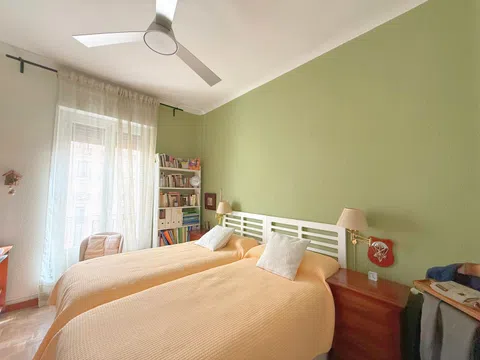 Flat in calle de Narváez, 6 - Photo 5
