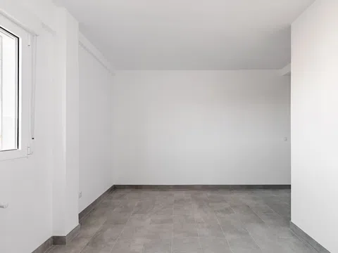 Flat in calle de Arcos de Jalón - Photo 7