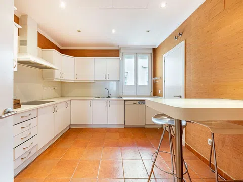 Flat in calle de Villalar - Photo 12