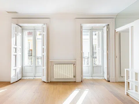 Flat in calle de Villalar - Photo 4