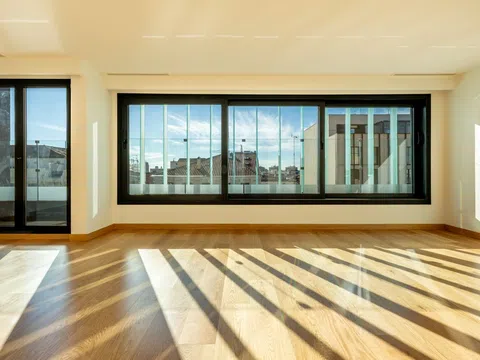 Flat in calle de Santa Engracia - Photo 4
