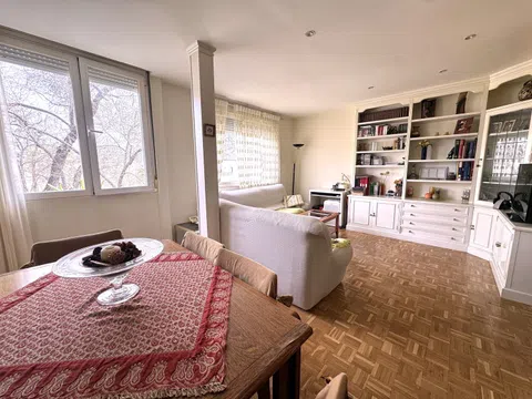 Flat - Photo 2