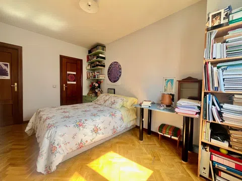 Flat in avenida de Ramón y Cajal - Photo 5