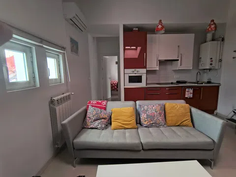 Flat in calle de San Carlos - Photo 3