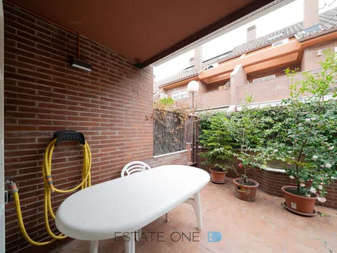 Terraced house in calle Río Águeda - Photo 12