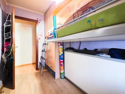 Flat in calle Prudencio Álvaro - Photo 12