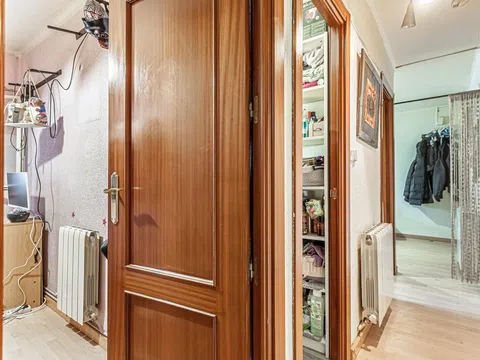 Flat in calle Prudencio Álvaro - Photo 15