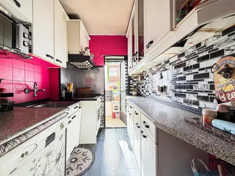 Flat in calle Prudencio Álvaro - Photo 19