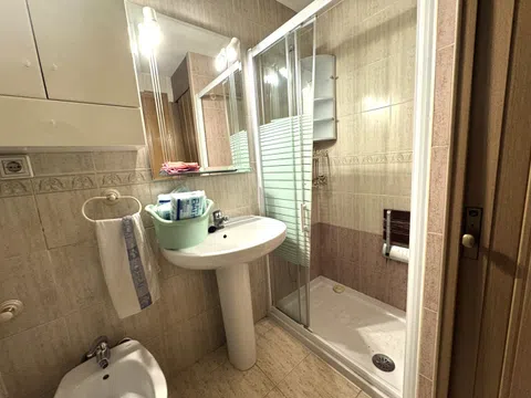 Flat in calle de la Sierra Vieja - Photo 6