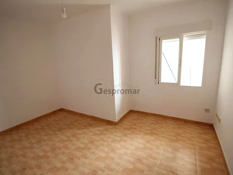 Flat in calle de las Higueras - Photo 2