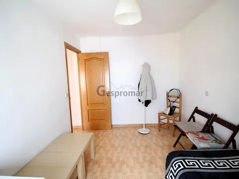 Flat in calle de las Higueras - Photo 11