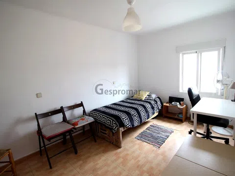 Flat in calle de las Higueras - Photo 12