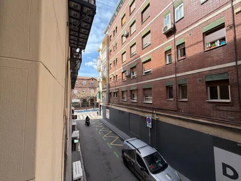 Flat in calle de Francos Rodríguez - Photo 14