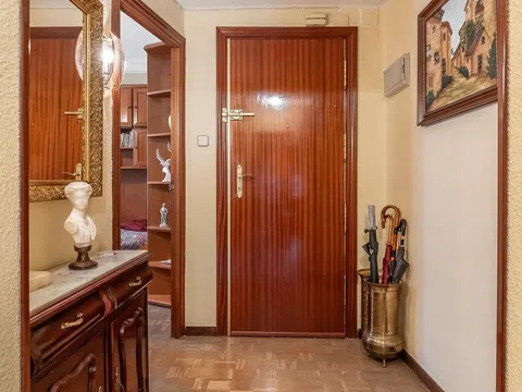 Flat in calle de Marcelo Usera - Photo 16