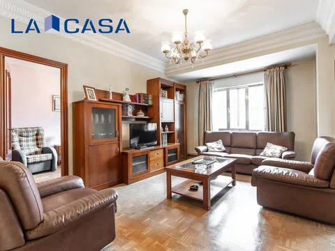 Flat in calle de Marcelo Usera - Photo 4