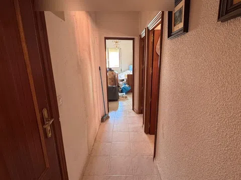 Flat in calle de Sánchez Preciado - Photo 4