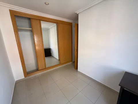 Flat in calle de Tablada - Photo 13