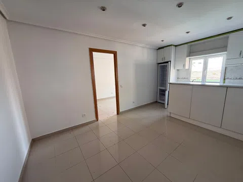 Flat in calle de Tablada - Photo 4